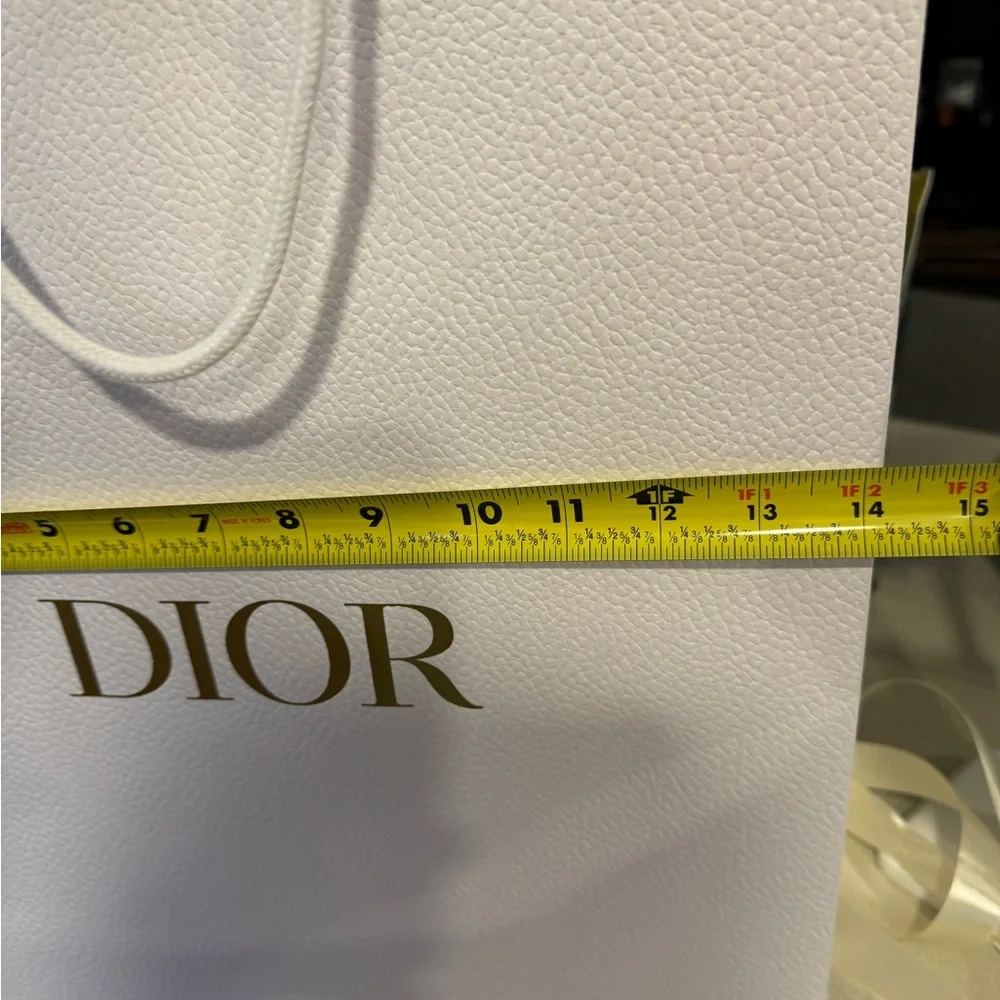 Large Dior shopping bag - Picture 7 of 7